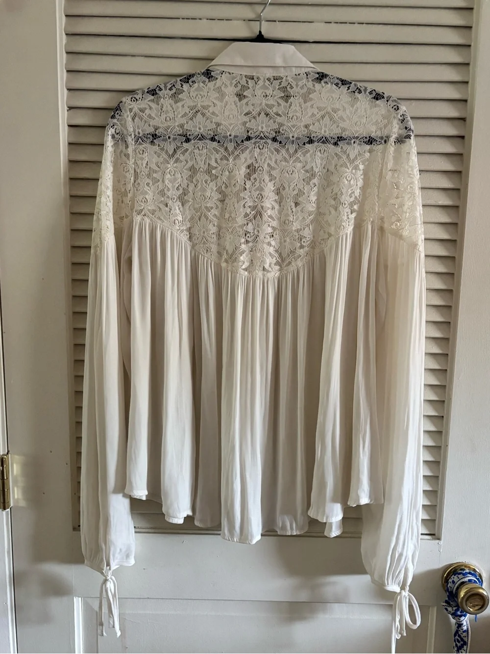 Free People Lace Tie Front Blouse size M